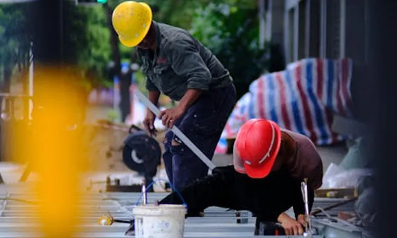 Work gloves and jobsite safety gear in bulk