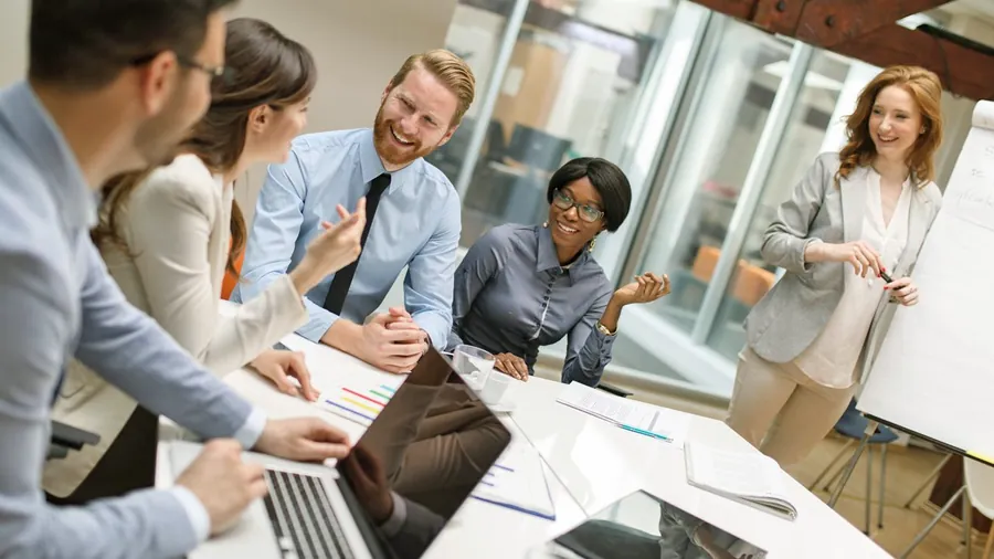Recruiting solutions built around your open roles