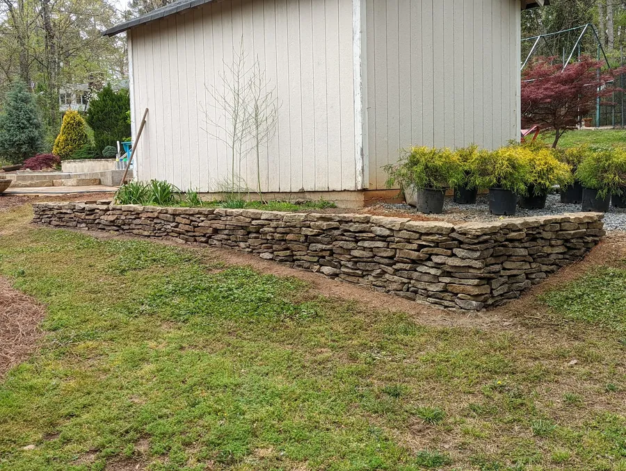 Stone retaining walls built for Georgia yards