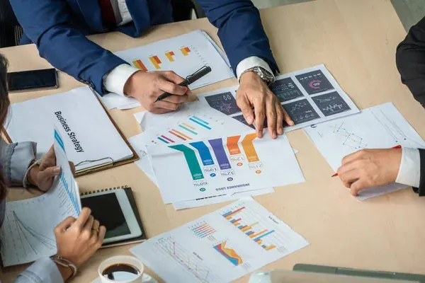 What a business growth consultant does for you